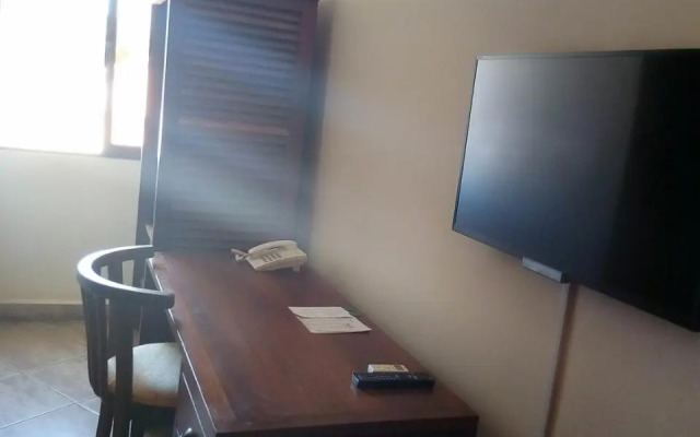 Hotel Serena
