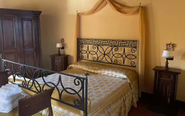 Castello Dei Principi Sanseverino