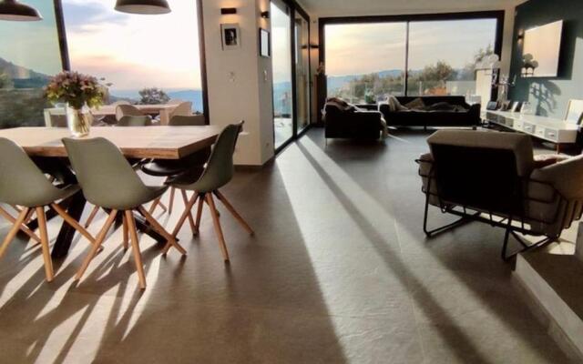 Maison Sollacaro, 5 pièces, 8 personnes - FR-1-665-9