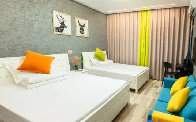 Yuehaige Homestay
