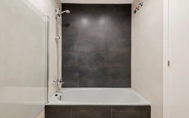 Modern and Chic Apartments in Gracia