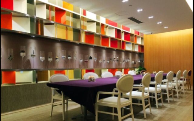 Atour Hotel (Nanjing Xuanwumen)