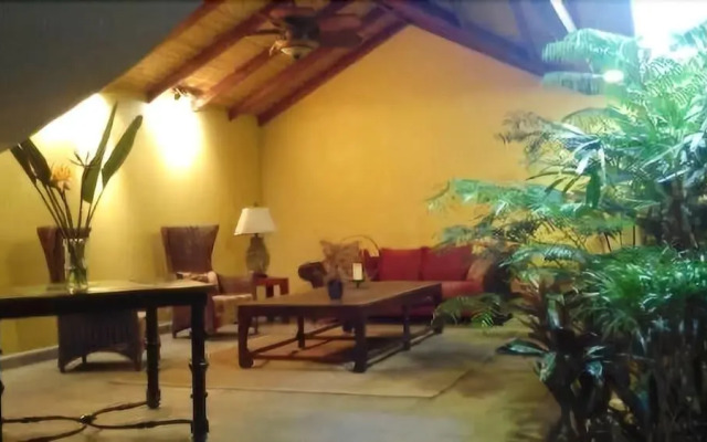 1915 Hotel