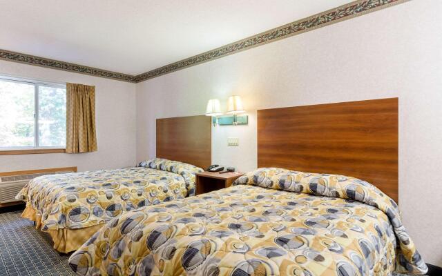 Econo Lodge West Springfield