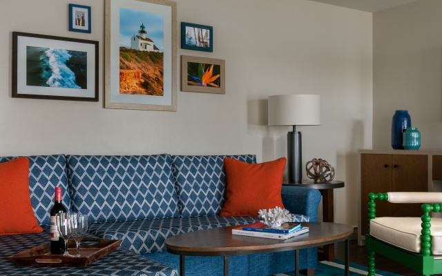 Paradise Point Resort & Spa - Image 2