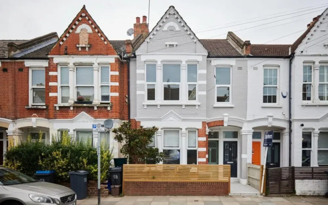 The Mitcham Hideout - Lovely 2bdr Flat With Garden