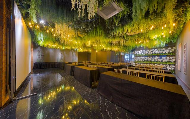 The Granite Luxury Hotel