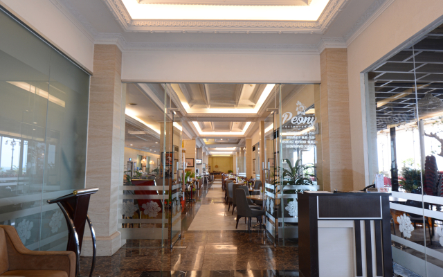 The Rich Jogja Hotel