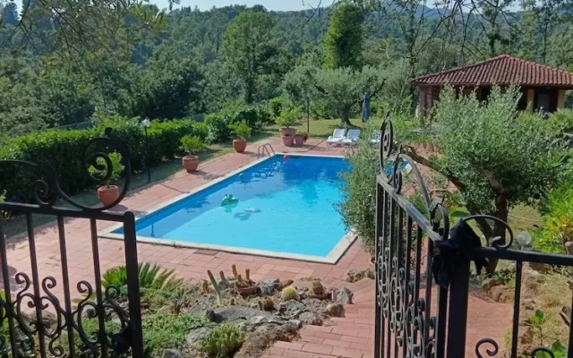 Serene Italian Retreat in Monte Caminetto, Rome Casa Airone