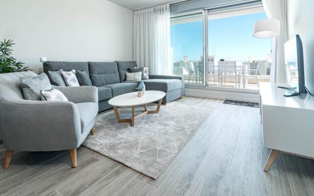 LM351A- Luxury 3 bed family apartment