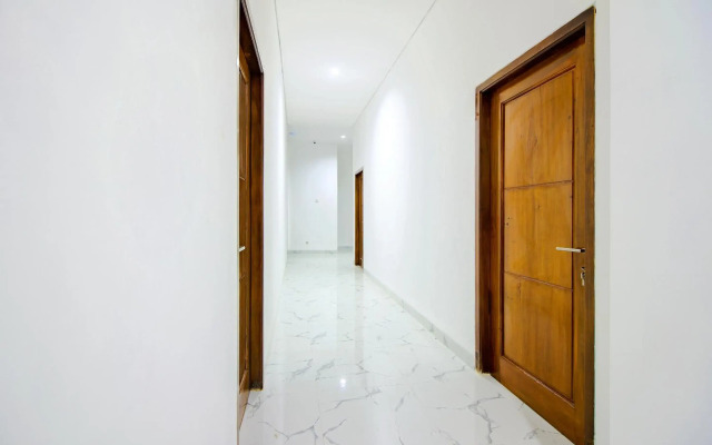 Super OYO 1319 88 Exclusive Guesthouse