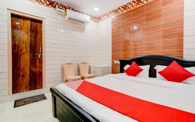 Hotel O Aroma Classic Near Nampally Main Railway station