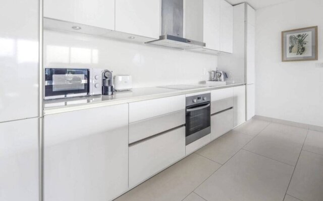 Luxurious Getaway Right Across City Walk Mall