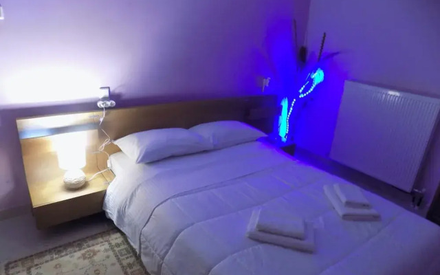 Natalys 2 Bd Gorgeous Apt in Volos