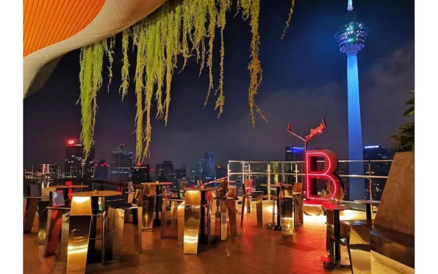 Ceylonz Suites KLCC By Twin Tower View