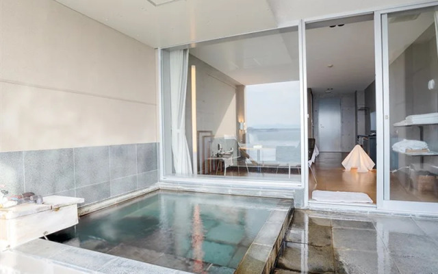 Private Spa Hotel Orange Bay