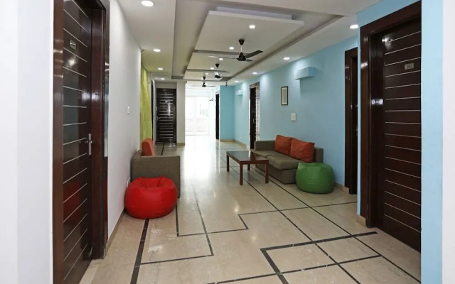 The Signature Hotel By OYO Rooms