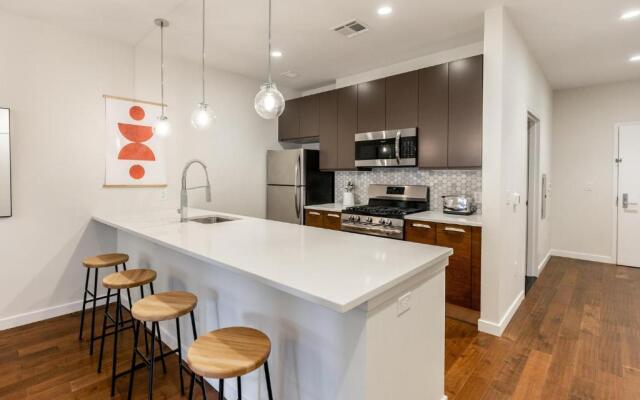 Kislak 305 Luxurious 1BR in Heart of Downtown