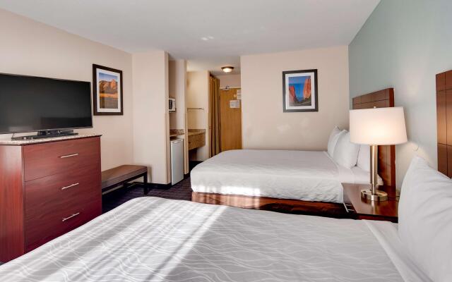 Best Western Plus Gateway Inn & Suites