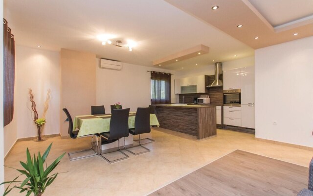 Stunning Home in Labin With Wifi and 3 Bedrooms
