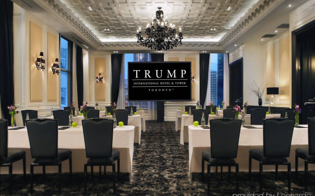 The St. Regis Toronto