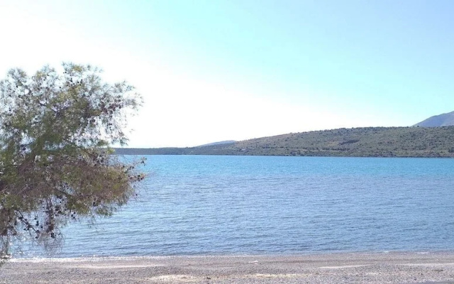 Luxury on the Water - Seaside Maisonette in Itea