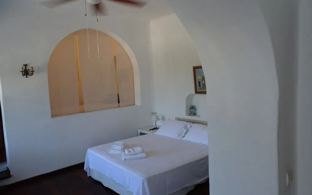 Monolithos Villa