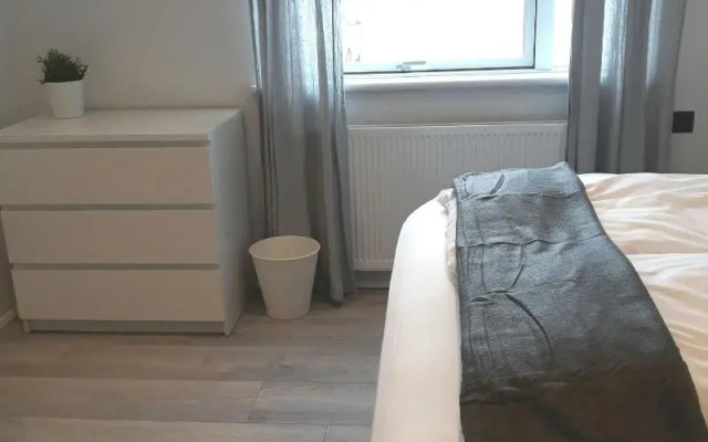 Post-Plaza Guesthouse