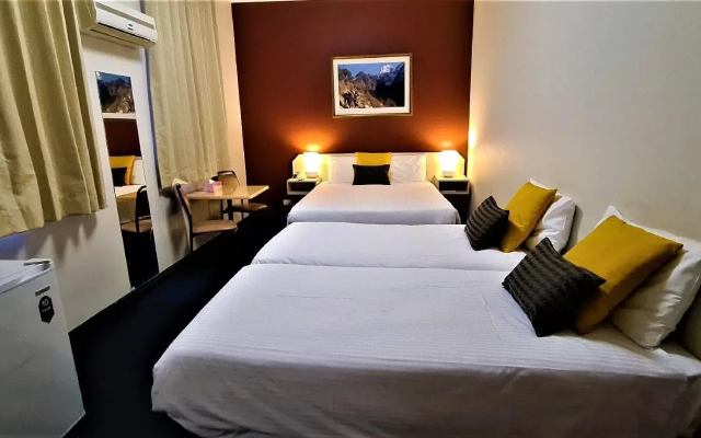 Brunswick Tower Hotel