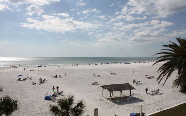 Jamaica Royale 301 - 2 Br Condo