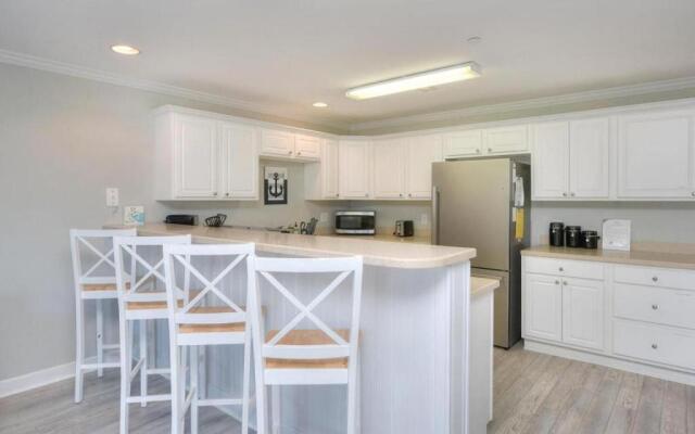 Ocean Walk 6204-Anchors Away