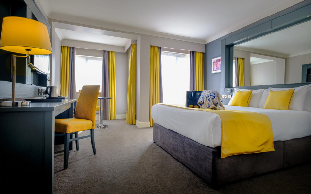 Claregalway Hotel