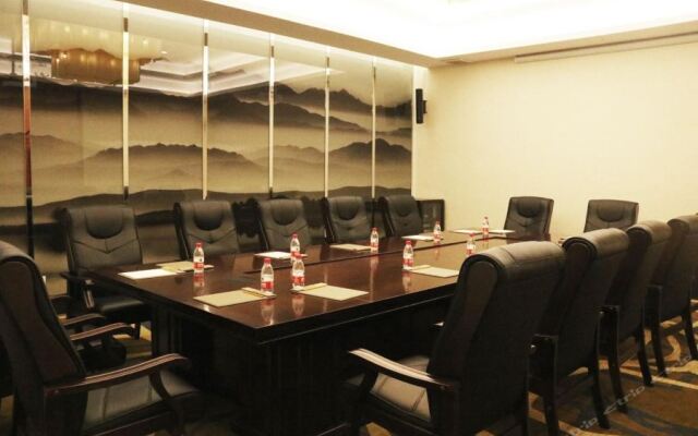 Hyattin Hotel