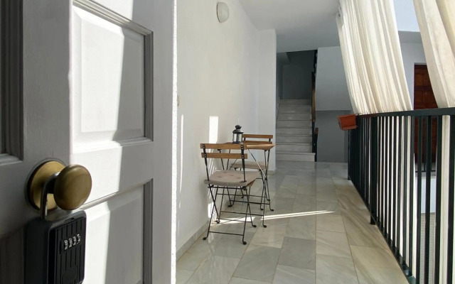 ALOJA SEVILLA - Apartamento Calle Pozo