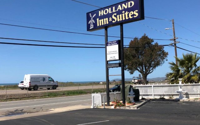 Holland Inn & Suites