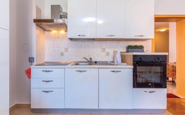 Beautiful Apartment in Crikvenica With Wifi and 2 Bedrooms