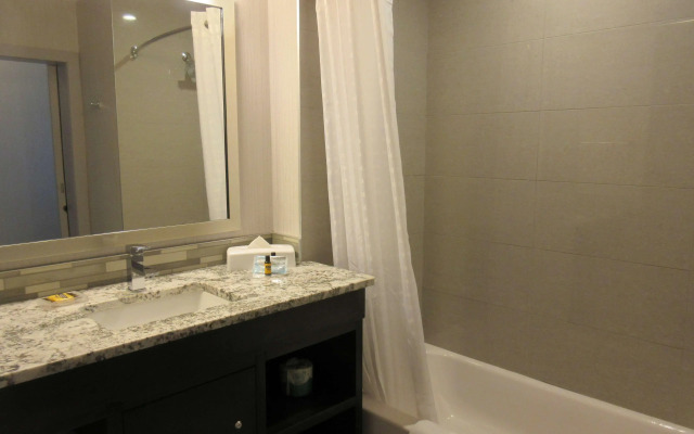 Best Western Plus Airdrie Gateway