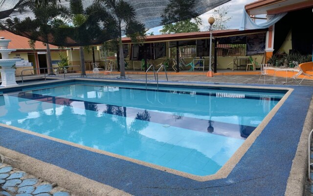 Rufina's Leisure Center