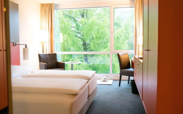 ATLANTIC Hotel Galopprennbahn