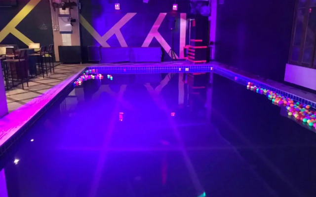 Pattaya Loft Hotel