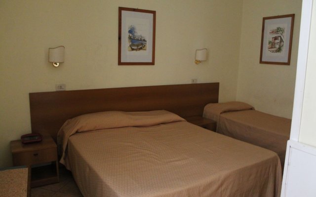 Hotel Pomezia