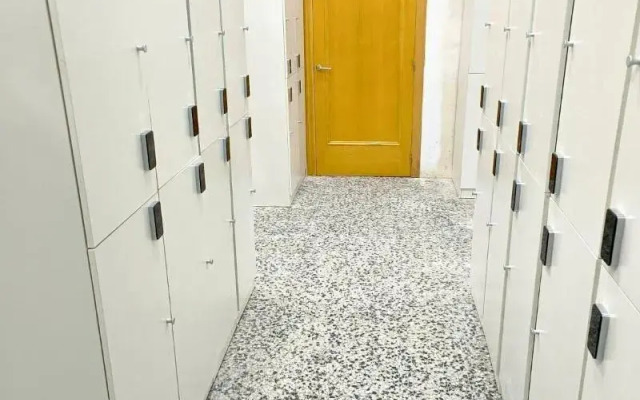 Capsule Inn Valencia Hostel
