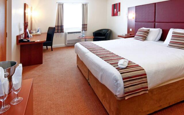 Mercure Swindon South Marston Hotel & Spa