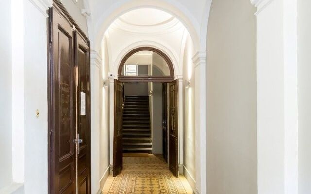 Ostrovni Astra Apartment