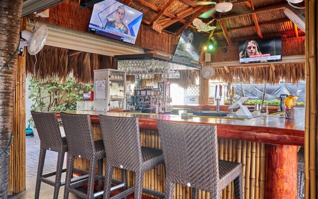Caribbean Resort Suites