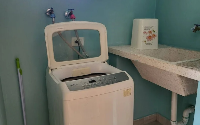 New and Modern 2 Bedroom Apt 5a
