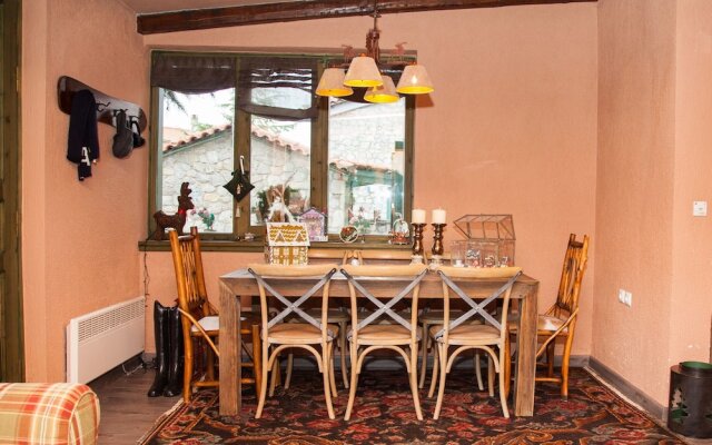Utopia Mountain Chalet