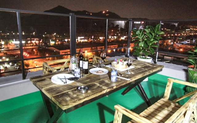 Changwon Palyongdong Praha Hotel