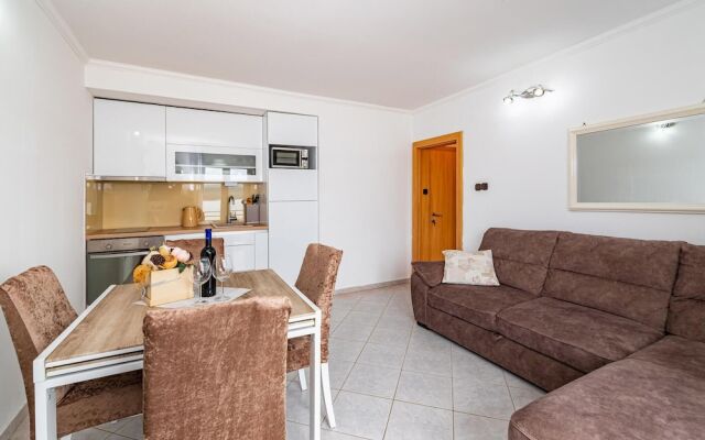 Nice Apartment in Krusevo With Jacuzzi, Wifi and 1 Bedrooms