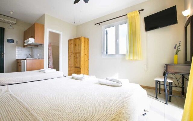 Irena Studios And Apartments